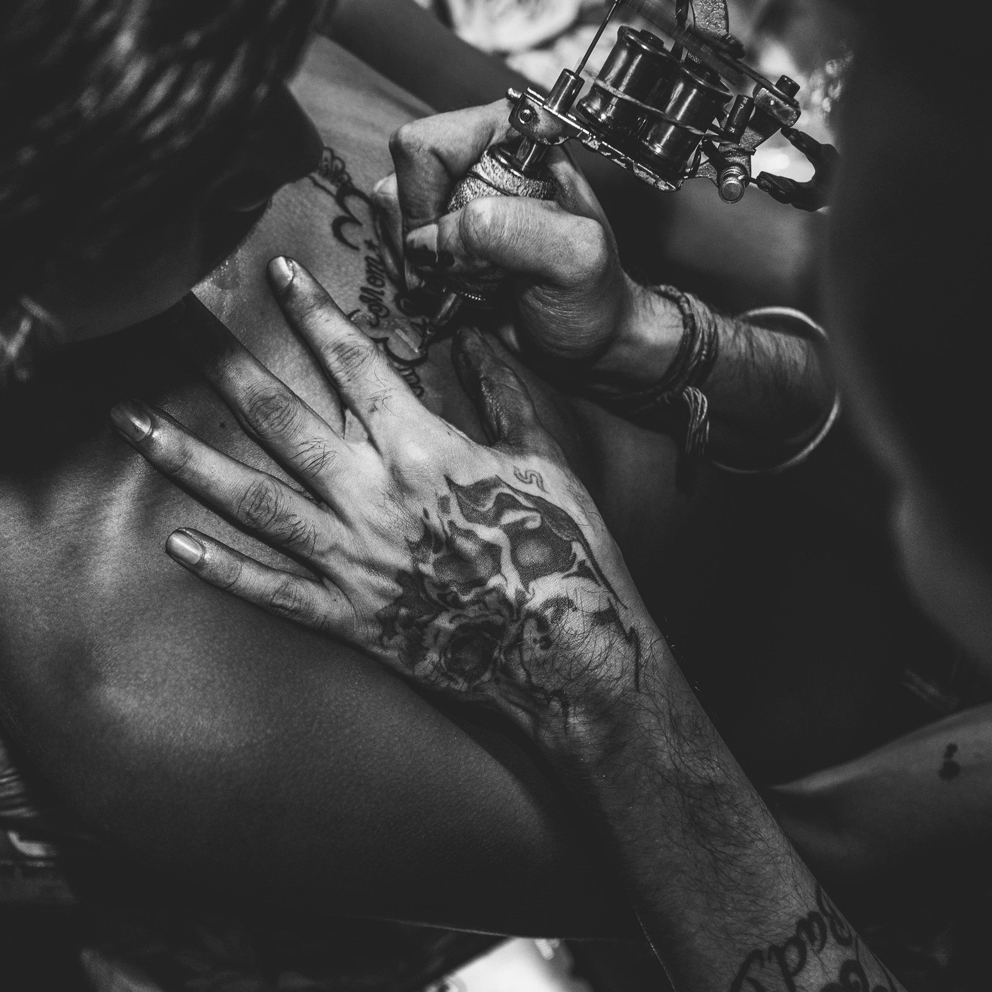 Is Natural Skincare Better for Tattoos? Exploring the Benefits with Scorpion Sting!